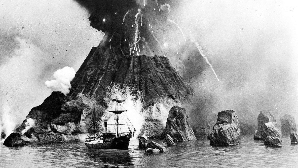 Krakatoa, East of Java (1969) a disaster film starring Maximilian Schell and Brian Keith. Film depicting the 1883 eruption of Krakatoa, in the Dutch east Indies (Indonesia). (Photo by: Universal History Archive/UIG via Getty images)