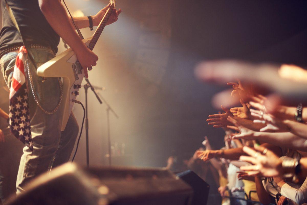 A talented guitarist rocking out on stagehttp://195.154.178.81/DATA/i_collage/pi/shoots/782608.jpg